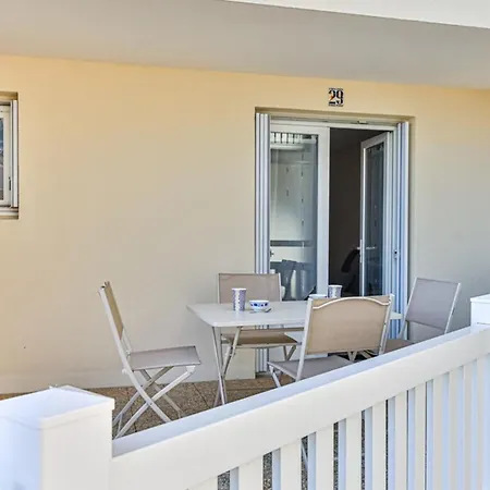 Ambition Marine - Near The Ocean Apartment